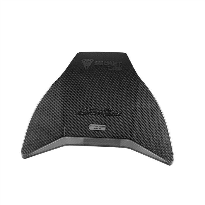 Výrobca autodielov z uhlíkových vlákien